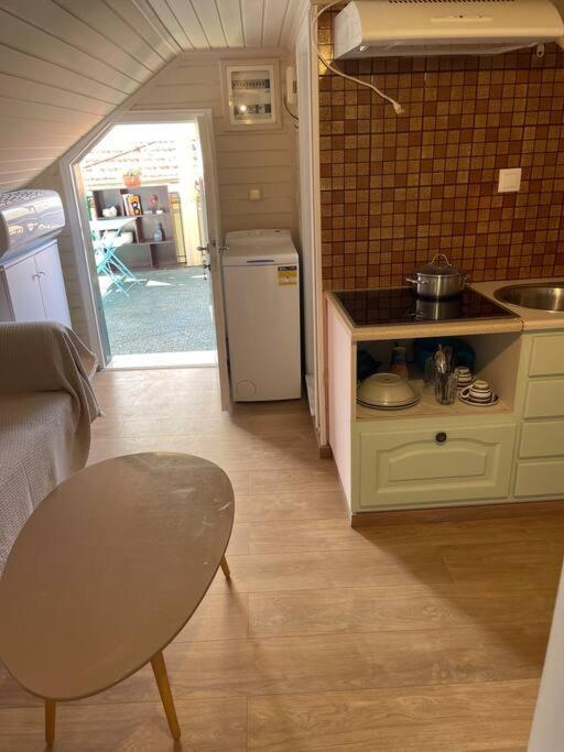 LefkádaRoof Attic Lefkasアパートメント エクステリア 写真